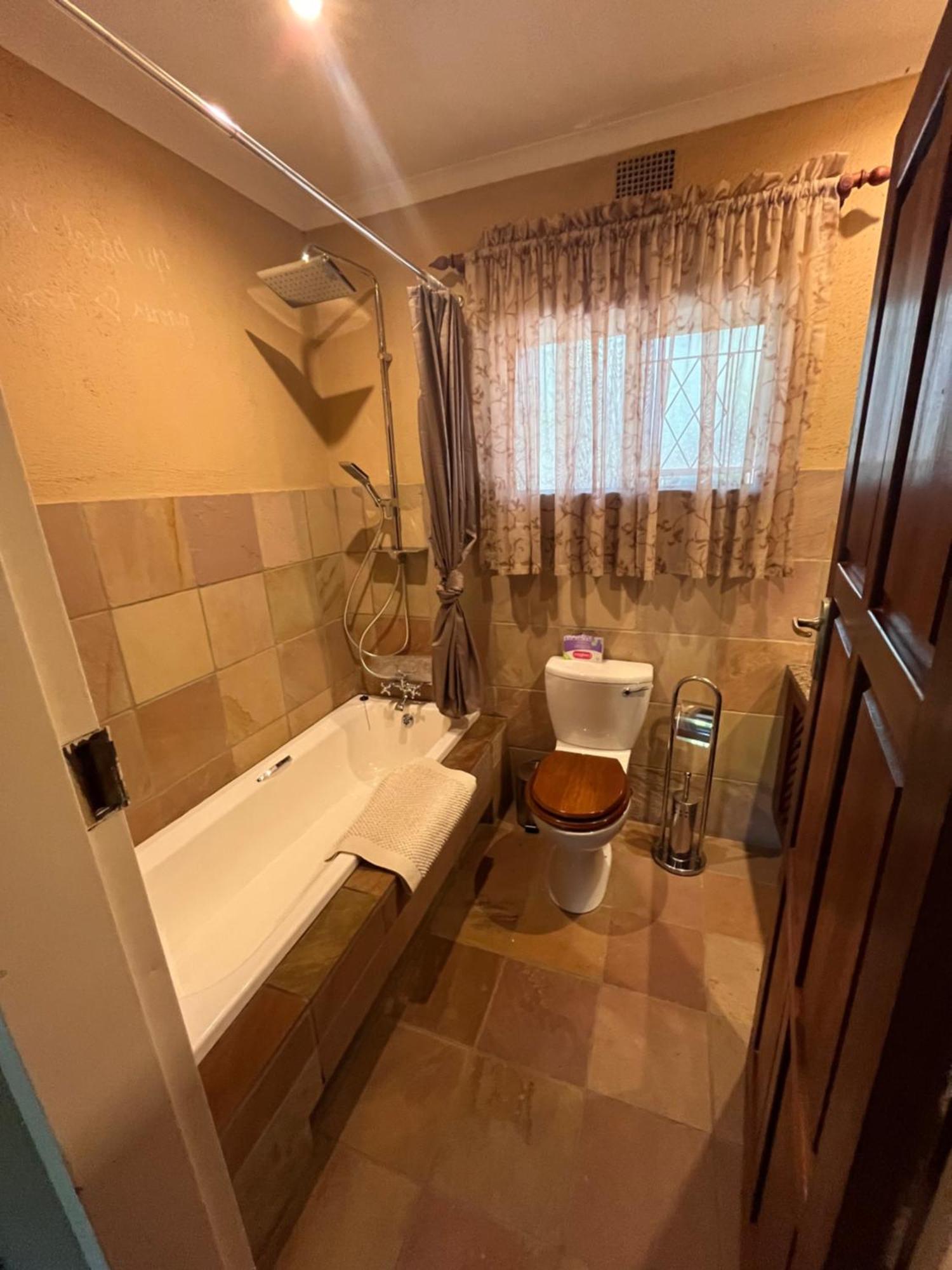 Green Pascua Bed And Breakfast Roodepoort Εξωτερικό φωτογραφία